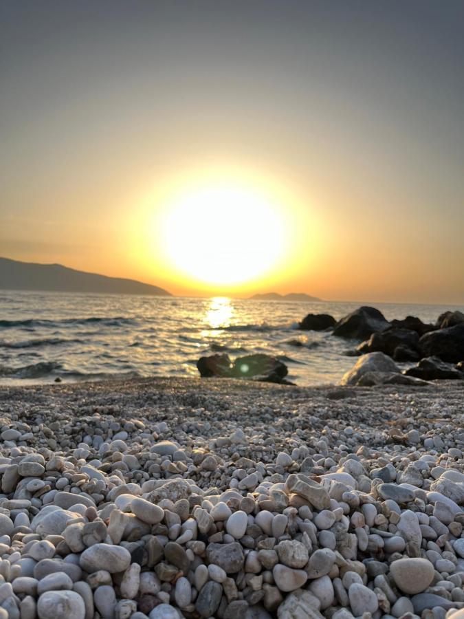 Lotus Apartments Vlore Exterior photo