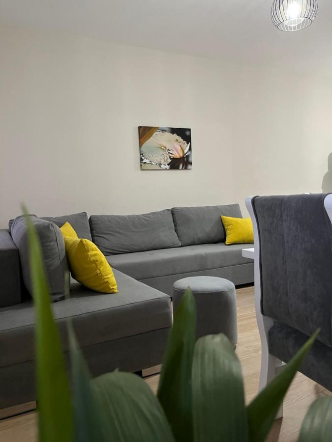 Lotus Apartments Vlore Exterior photo