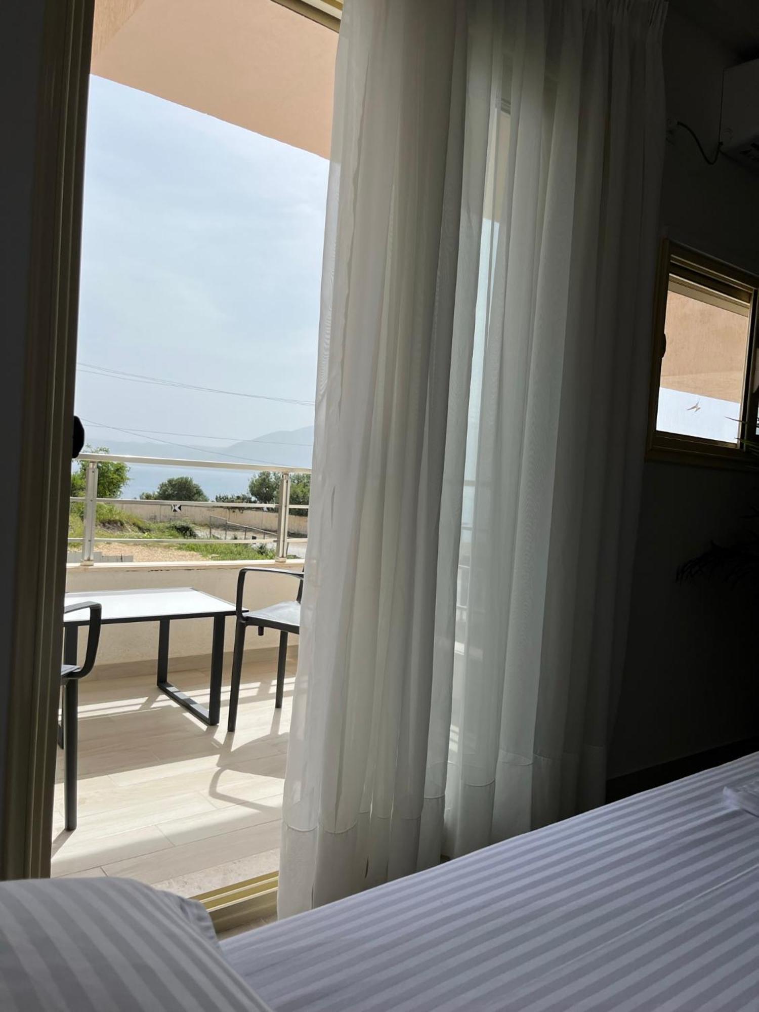 Lotus Apartments Vlore Exterior photo